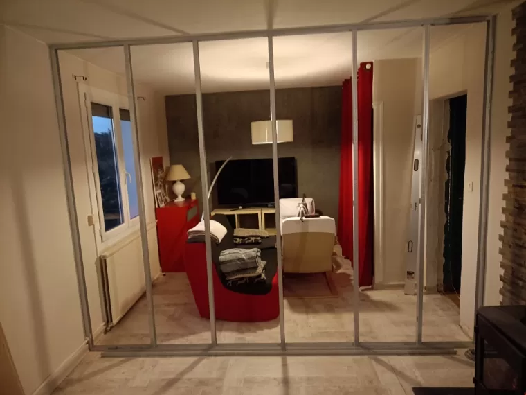 Réalisation d'une cloison de séparation à Bagnols-sur-Cèze, Bagnols-sur-Cèze, AMS Services Agencement